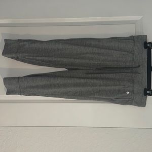 WOMENS MEDIUM DANSKIN NOW CROP JOGGER PANTS